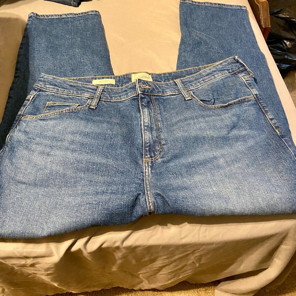 High Waisted Jeans